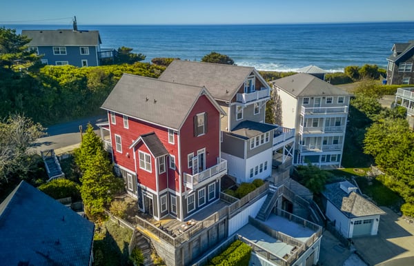 Mirage House at Olivia Beach with beach house